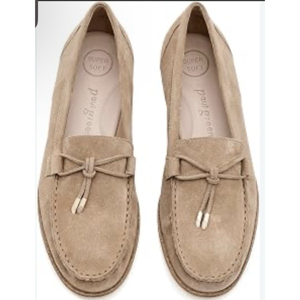 Paul Green Dusty Flats in a soft suede beige Size 5.5 US 8 Loafer Bow